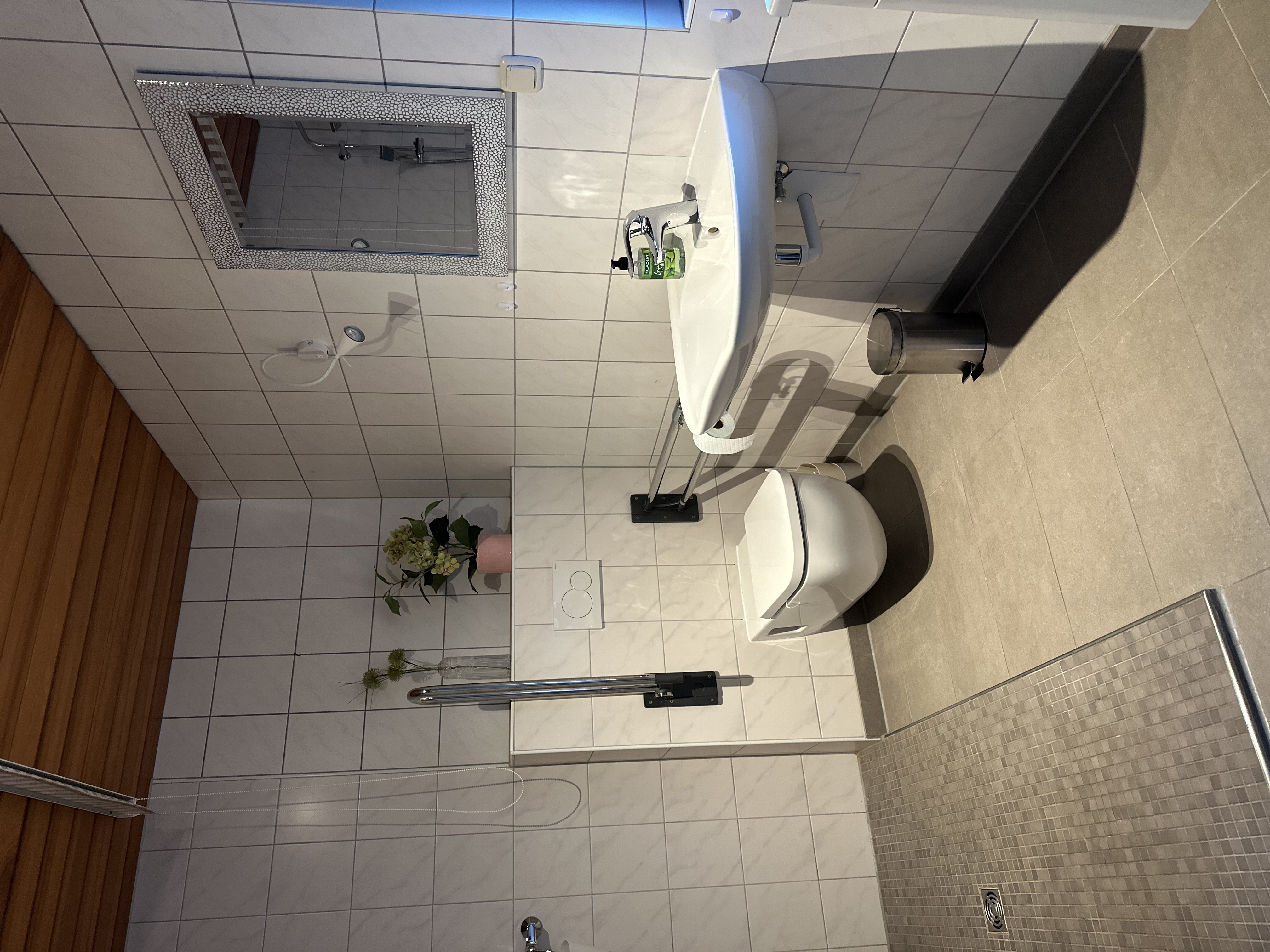 Wohnung 2 – Badezimmer